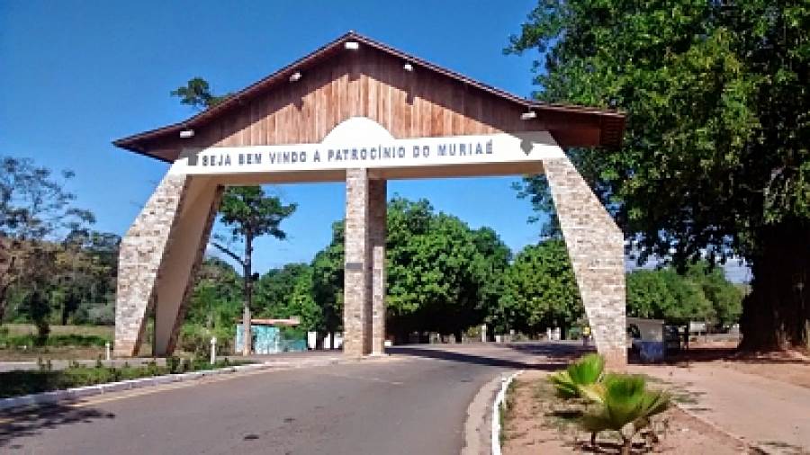 Mãe e filho são mantidos reféns em Patrocínio do Muriaé e R$ 4 mil são roubados