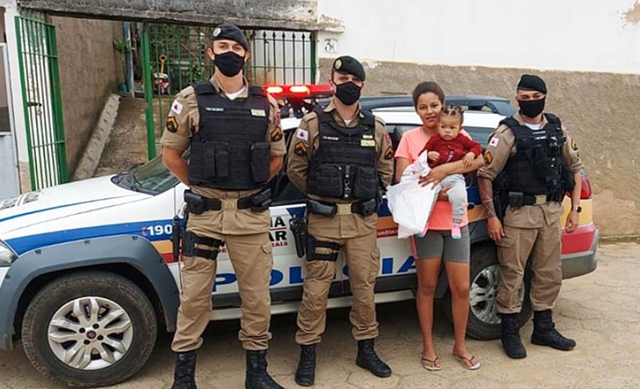 Militares salvam bebês engasgados em Mar de Espanha e São João Del Rei