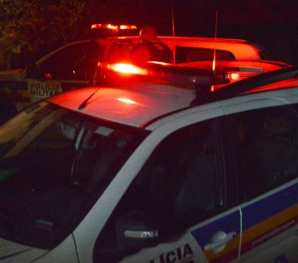 Briga termina com tiros e dois feridos em distrito de Astolfo Dutra