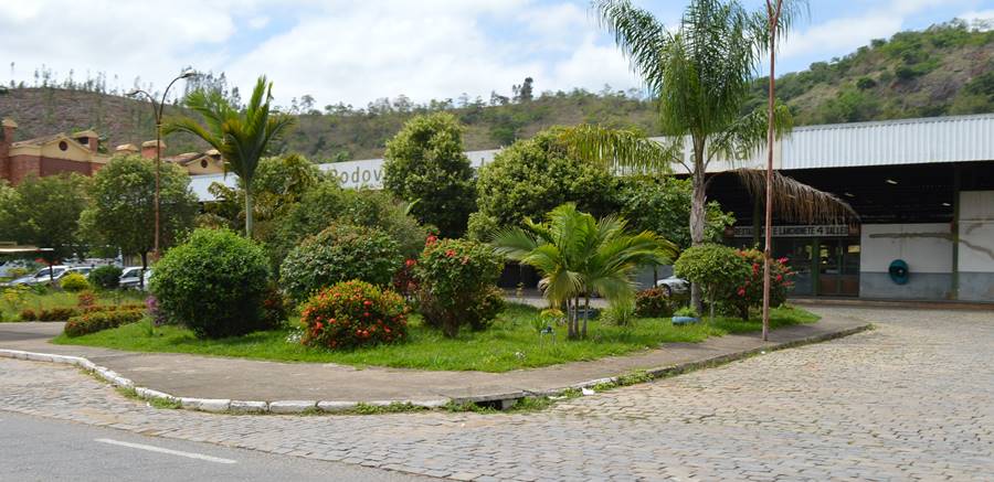 Prefeito suspende decreto que restringia circulação de ônibus em Leopoldina