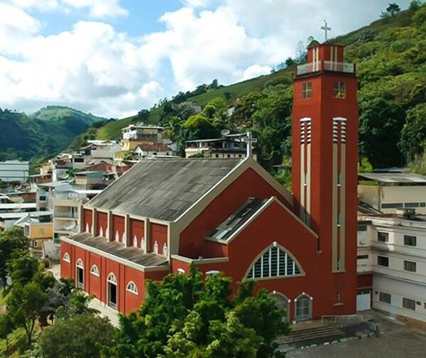 Igreja Matriz São José Operário em Leopoldina será elevada a Santuário no dia 8 de dezembro