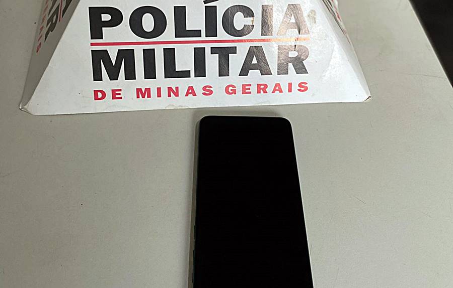 Homem é preso pela PM de Leopoldina após roubar celular de criança na Vila Esteves