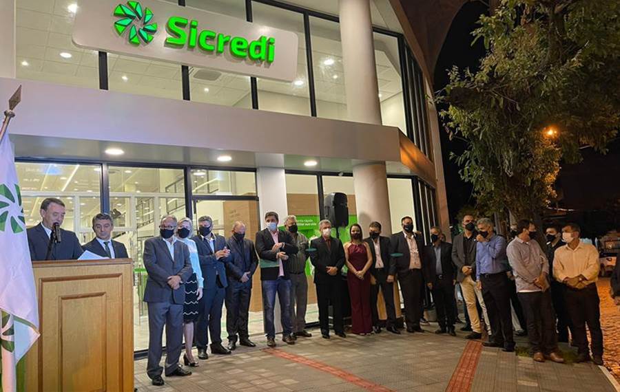 Sicredi inaugura agência em Leopoldina