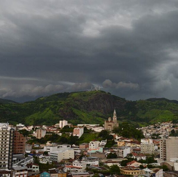 Alerta do Inmet prevê tempestades e ventos fortes na Zona da Mata nesta quinta-feira