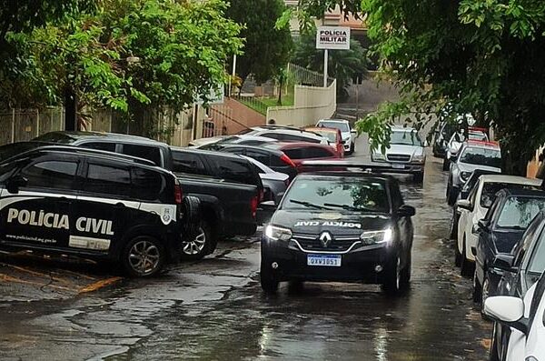 Ex-vereador em Muriaé mata a esposa e se entrega à Polícia Civil