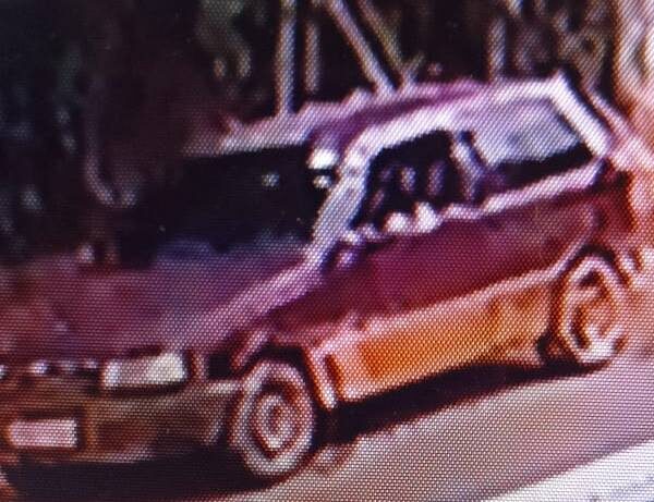 Proprietário pede ajuda para localizar carro furtado em Leopoldina