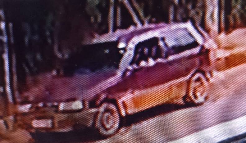 Proprietário pede ajuda para localizar carro furtado em Leopoldina