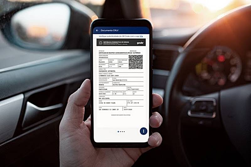Documento de licenciamento de veículo volta a ser obrigatório a partir de janeiro em Minas