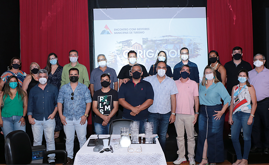 Leopoldina sedia encontro de gestores municipais do turismo