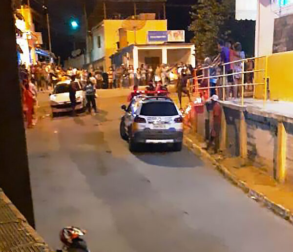 Pai e filho são mortos a tiros em Além Paraíba