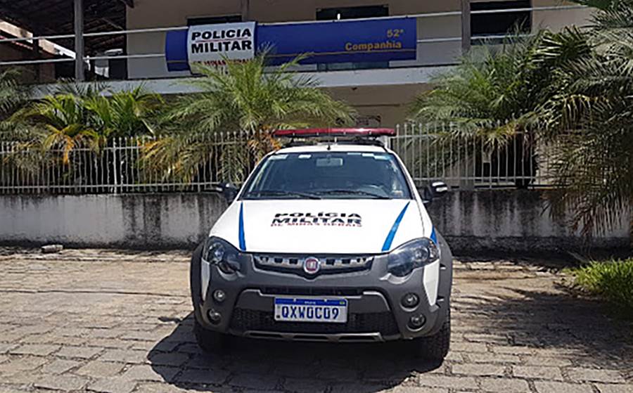 Três pessoas são baleadas em barbearia de Além Paraíba