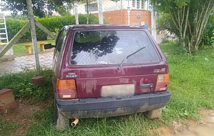 Uno furtado em Leopoldina é localizado pela PM abandonado em Guarani