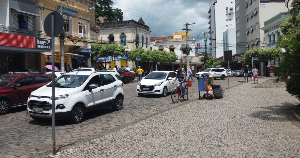 Minas Gerais suspende exigência do CRLV 2021 até junho