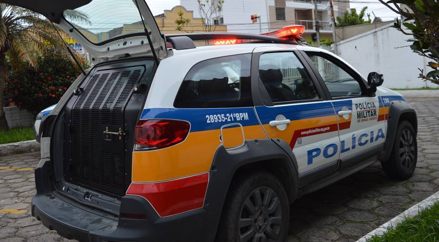 Polícia Militar de Leopoldina prende autor de roubo a padaria na Cohab Velha