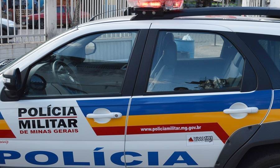 Homem é preso pela PM durante tentativa de roubo em Leopoldina