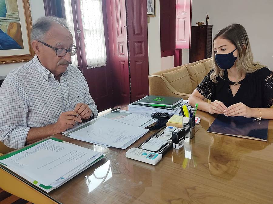 Secretária de Obras de Leopoldina deixa cargo para atuar no setor privado