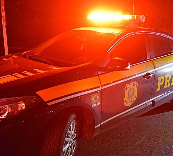 Jovem embriagado é preso após bater em carro e moto na BR-116 em Muriaé