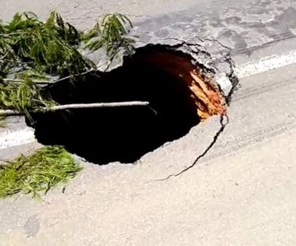 Cratera surge na BR-116 na altura do Bairro Fortaleza em Leopoldina