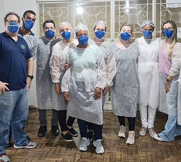 Vereadores aprovam homenagem aos profissionais do Centro de Covid de Leopoldina