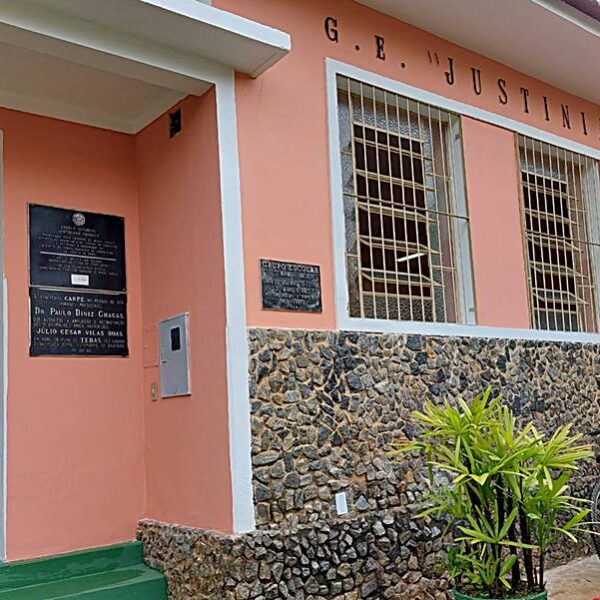 Escola Estadual em Tebas comemora aprovações no CEFET de Leopoldina e destaque na OBMEP