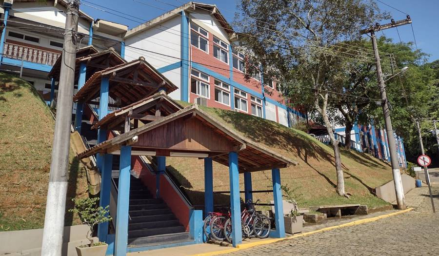 Fic-Unis em Cataguases retorna aulas presenciais com comprovante de vacinação contra Covid-19