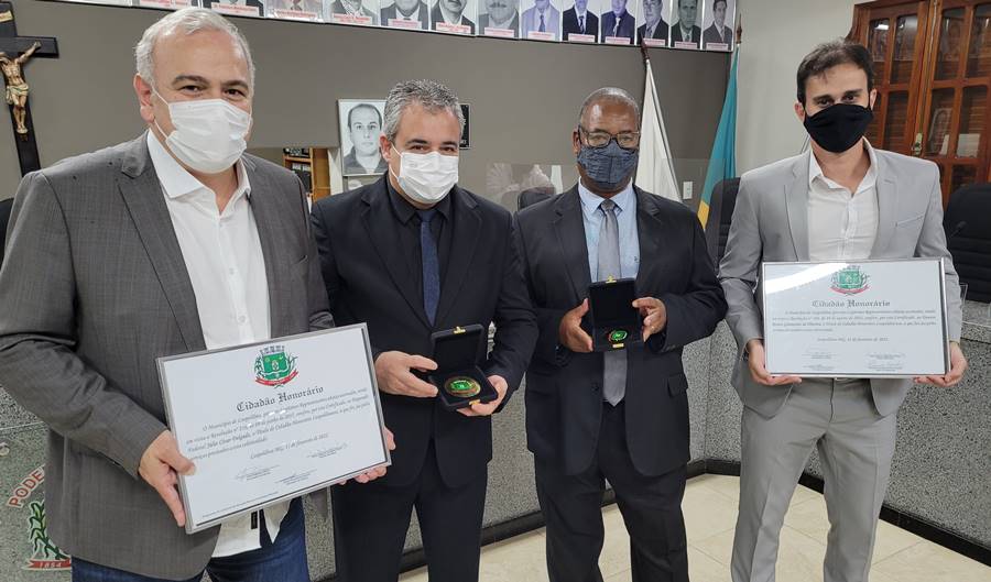 Câmara promove entrega de títulos e medalhas em noite de homenagens