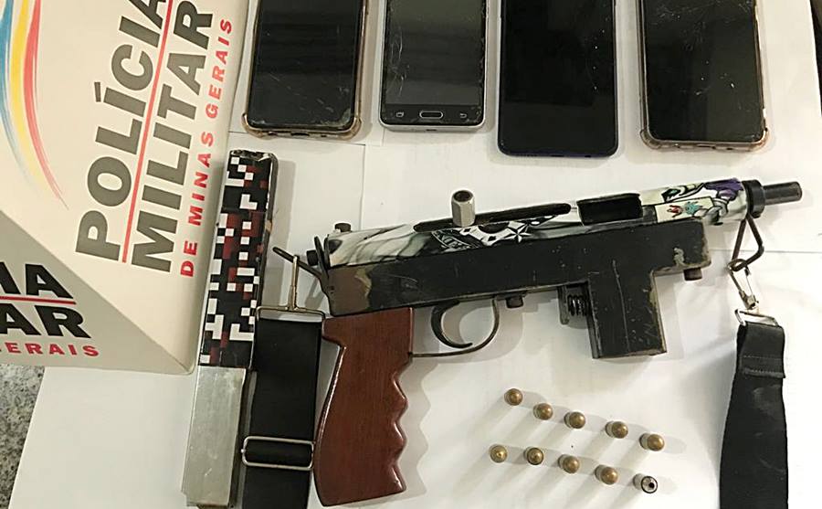 Submetralhadora artesanal é apreendida pela PM em Leopoldina