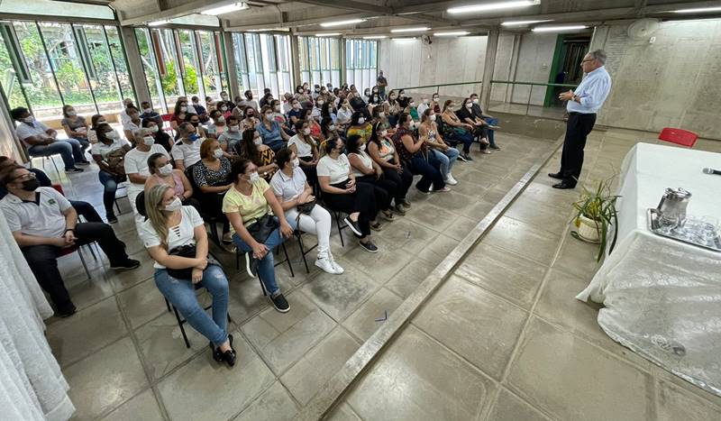 Profissionais que atuam no enfrentamento à Covid em Leopoldina são homenageados