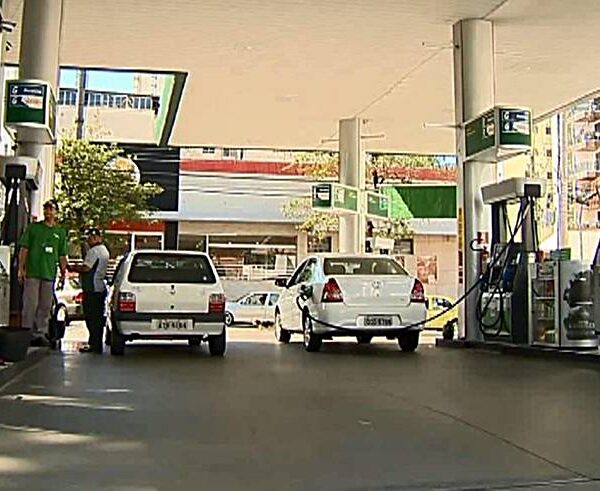 Petrobras eleva preço da gasolina em 18% e do diesel, em 25%