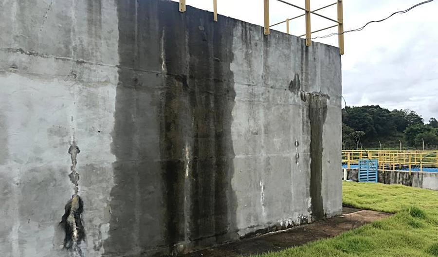 Leopoldina continua com obras do esgotamento sanitário paralisadas