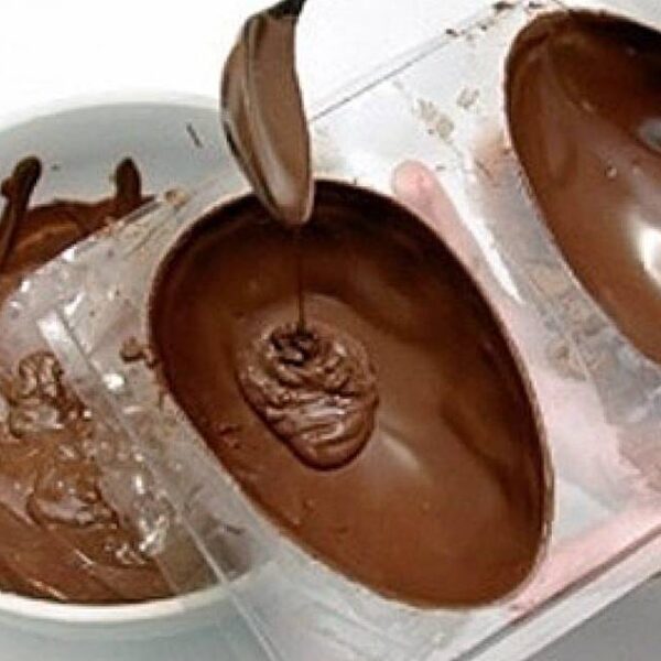 Grupo Anjos de Luz arrecada doações para distribuir ovos de Páscoa para crianças de Leopoldina