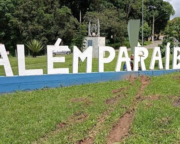 Prefeitura de Além Paraíba aplica multa de R$ 60 mil na Copasa