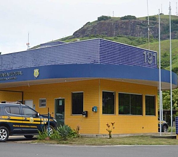PRF intensifica fiscalizações no fim de ano e encerra operação sem mortes na região de Leopoldina