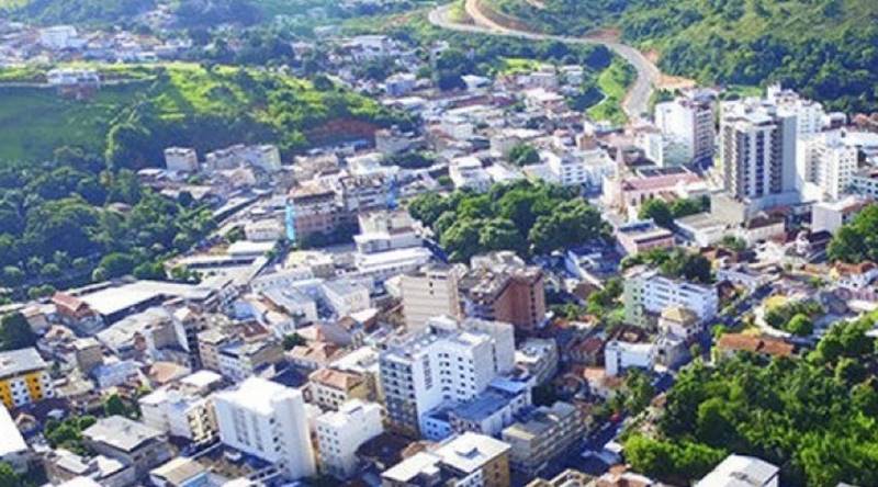 Homem é preso suspeito de tentar matar ex-companheira a facadas em Visconde do Rio Branco