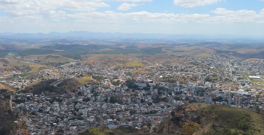 Prefeitura de Leopoldina abre 6 vagas para área de assistência social