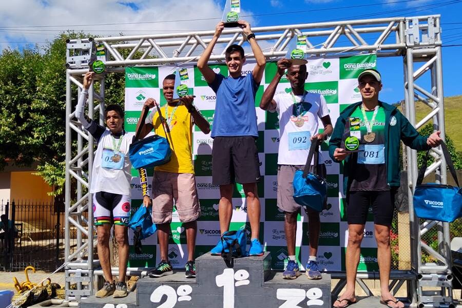 Equipe RB participa do ‘Desafio do Ligeirinho’ em Leopoldina e da ‘Corrida do Trabalhador’ em Dona Euzébia