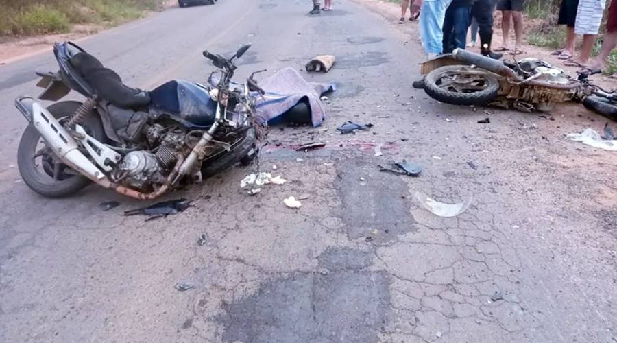 Dois motociclistas morrem em acidente na MG-126 em São João Nepomuceno