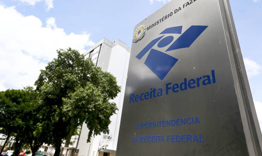 Autorizado concurso público com 699 vagas para Receita Federal