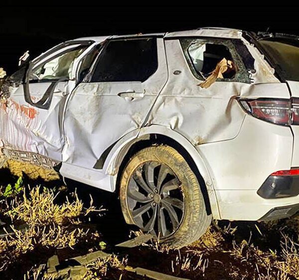 Dois jovens morrem em capotamento na LMG-850 entre Ubá e Rodeiro