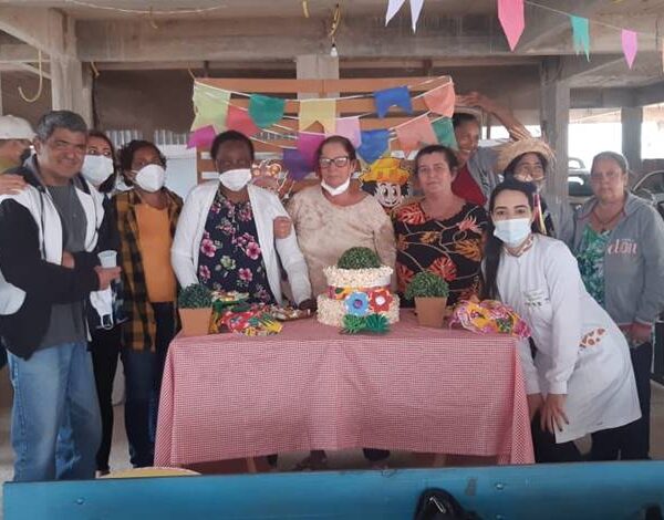 Pacientes da Hemodiálise da Casa de Caridade Leopoldinense participam de Festa Julina