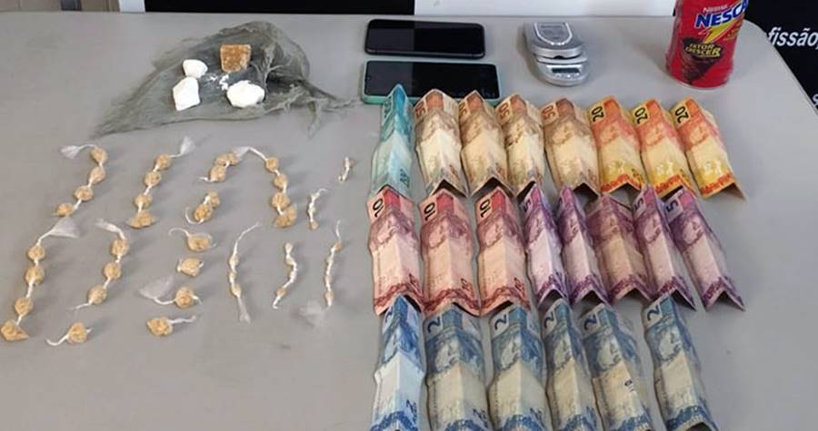 Homem ameaça avó e é preso em flagrante com drogas em Cataguases