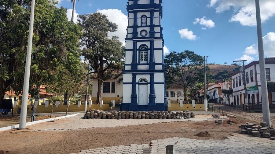 Casarão Cultural, Praça e PSF de Piacatuba são revitalizados