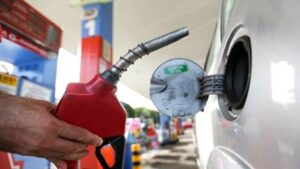 Gasolina e etanol fecham 2024 com alta nos preços em todo o país; veja os números