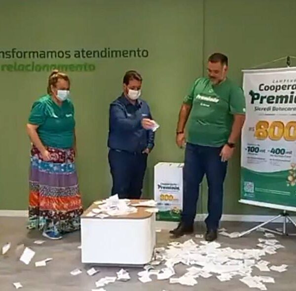 Campanha Cooperação Premiada tem primeiro sorteio nas Agências do Sicredi em Leopoldina e Argirita
