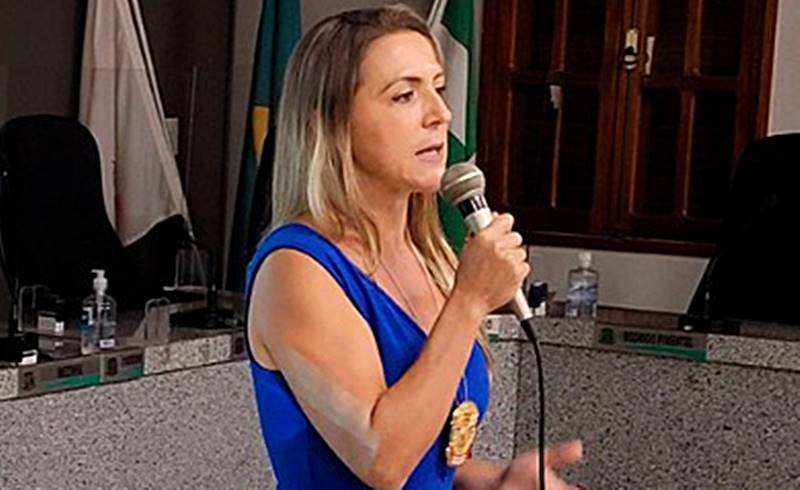 Prefeitura promove palestra sobre violência contra a mulher