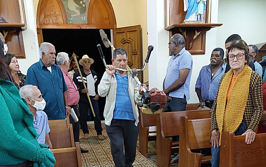 Tradição há 74 anos, Missa do Lavrador é celebrada no distrito leopoldinense de Tebas