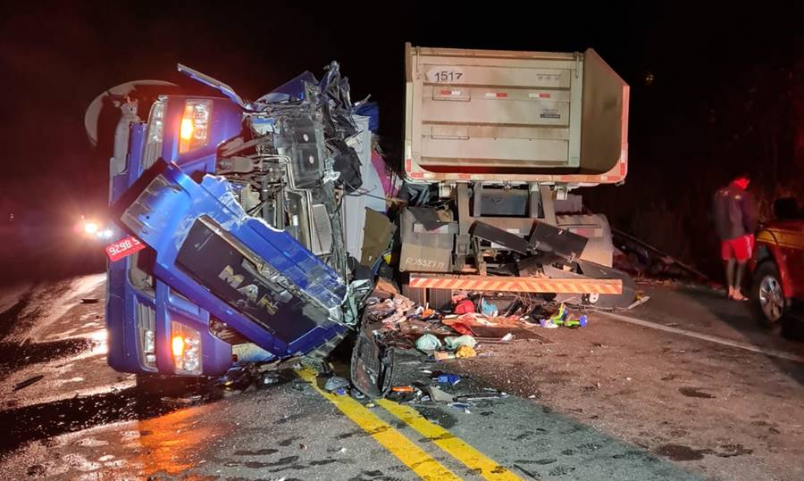 Grave acidente na Serra da Vileta em Leopoldina deixa um morto e um ferido grave