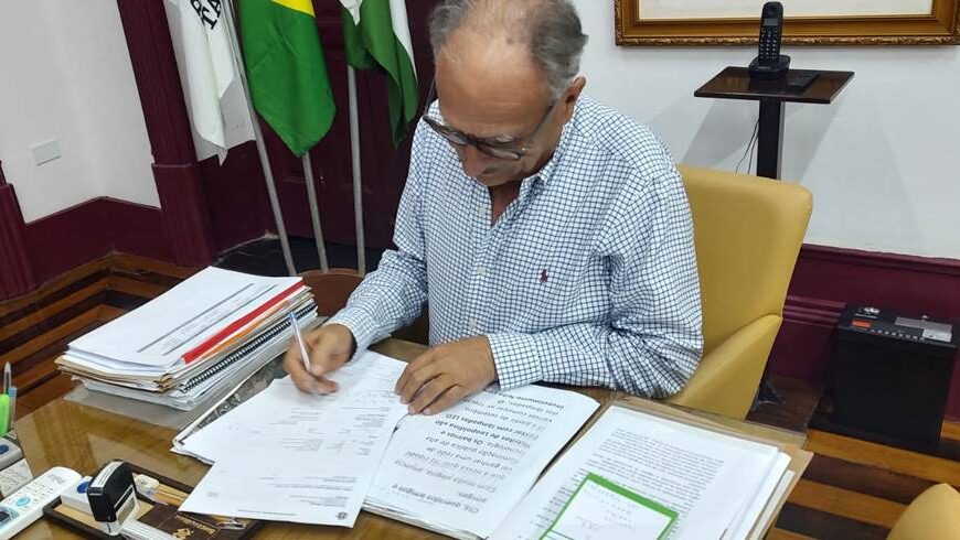 Prefeitura de Leopoldina anuncia instalação de lâmpadas de LED em todo município