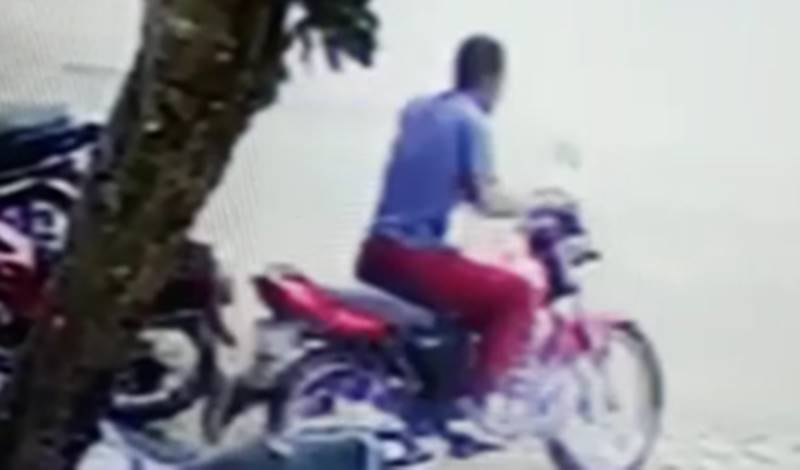 Leopoldinense pede ajuda para encontrar moto furtada em Cataguases; VÍDEO