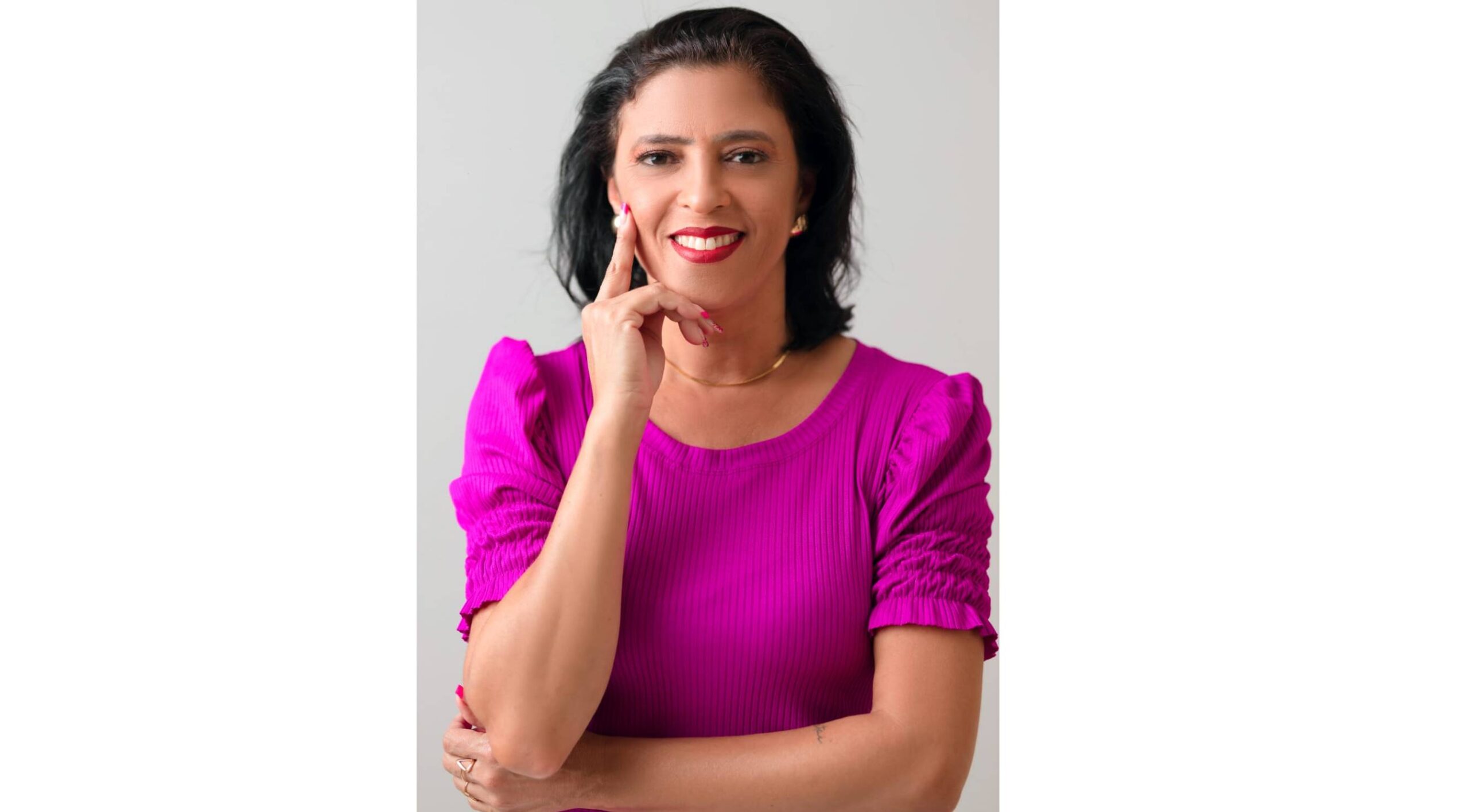 Elizan Coradine apresenta novo Salão de Manicure e Consultório de Análise Corporal em Leopoldina